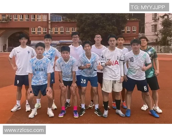 南京足球队逆袭之路揭秘：从默默无闻到大师赛的辉煌征程